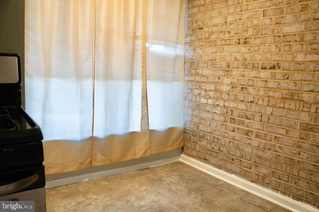 3331 Huntley Square Dr #a Property Photo 8