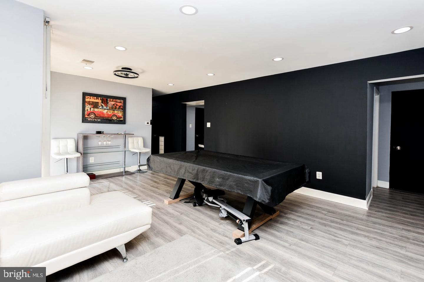10208 Prince Pl #5-t5 Property Photo 1
