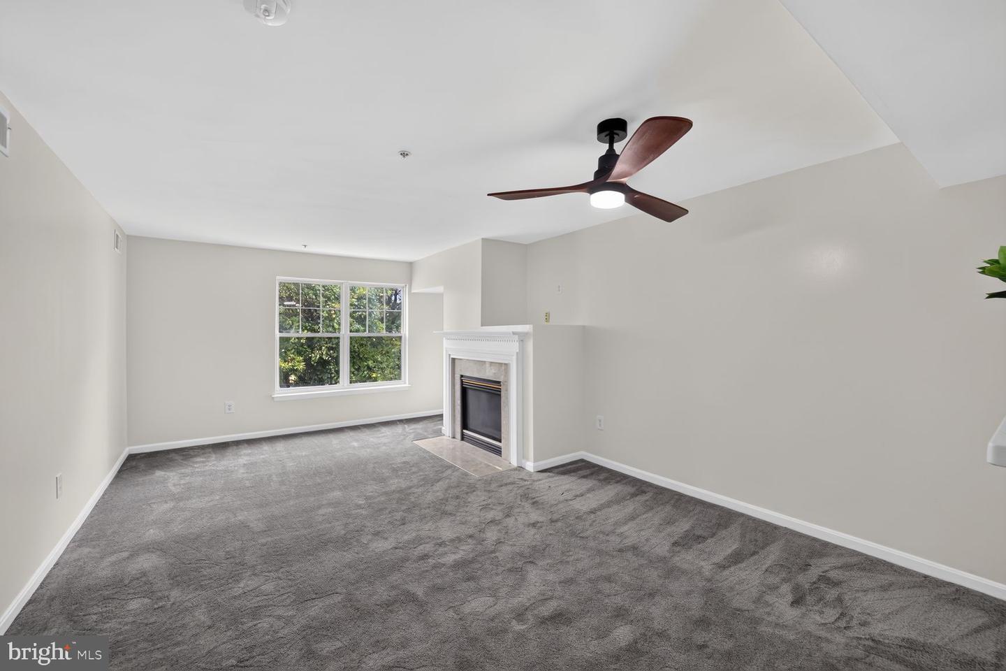 13900 Farnsworth Ln #4305 Property Photo 5