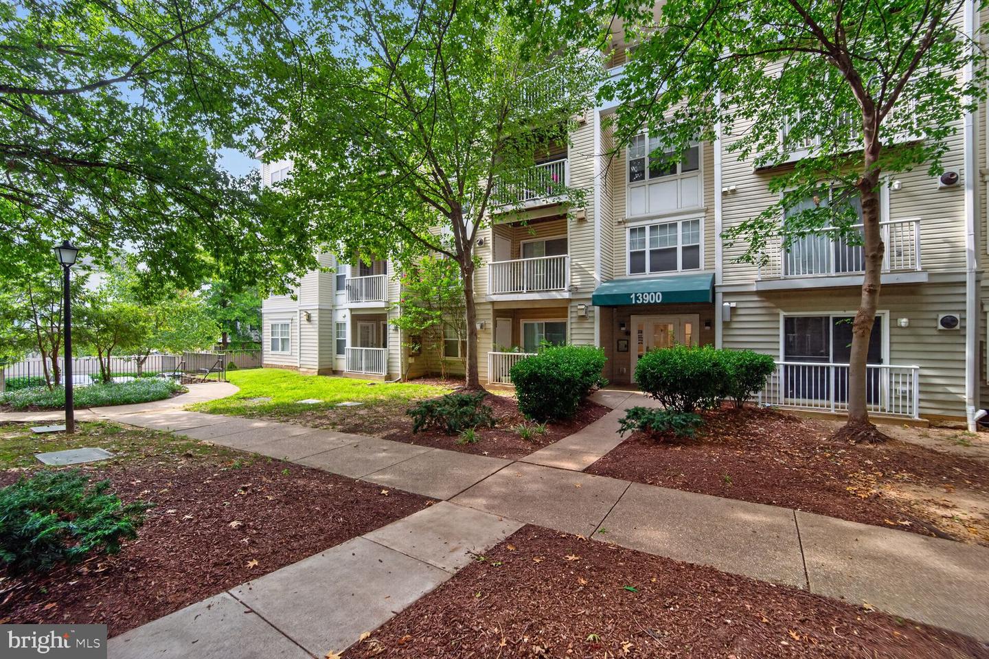 13900 Farnsworth Ln #4305 Property Photo 19