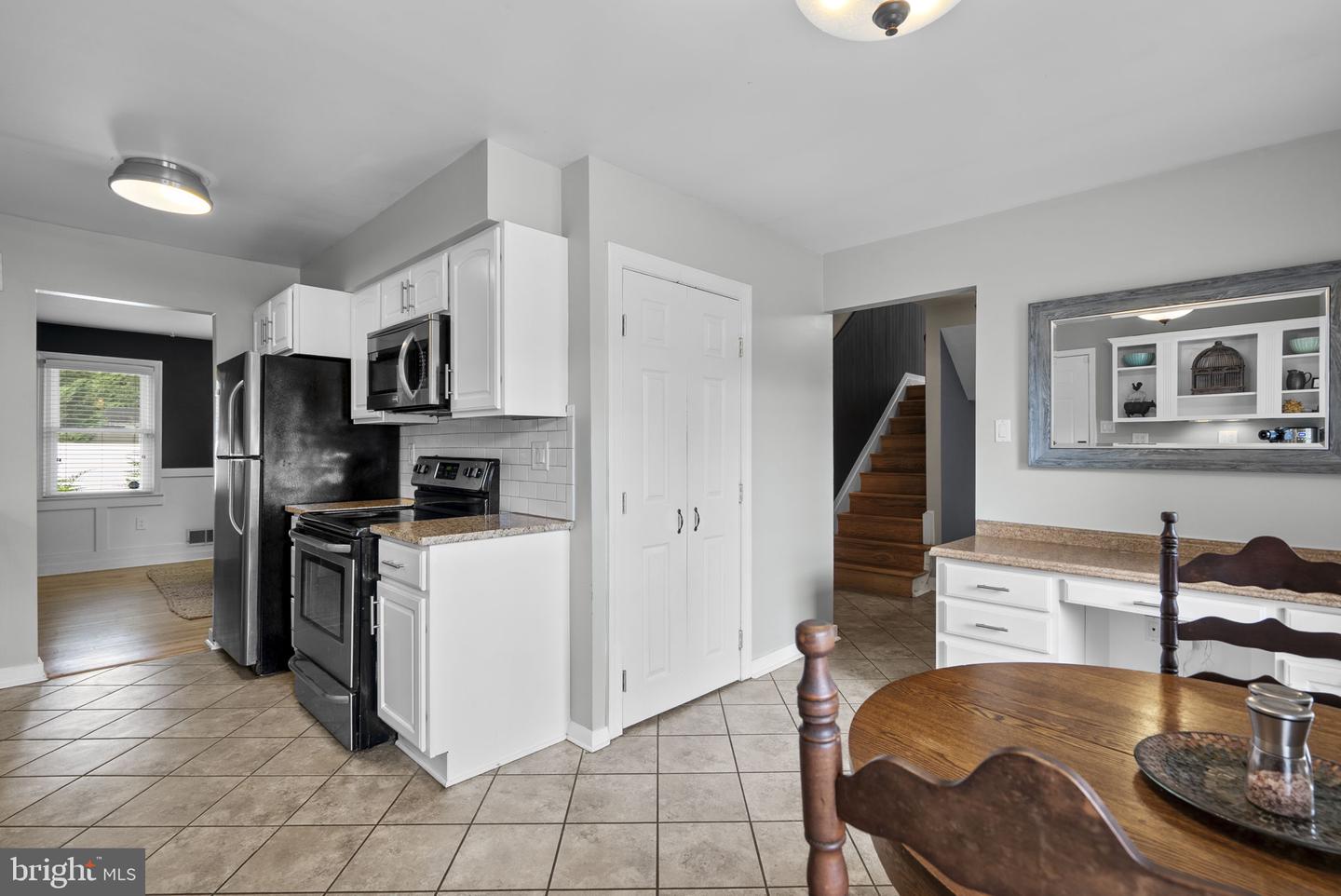11710 Caverly Ave Property Photo 15