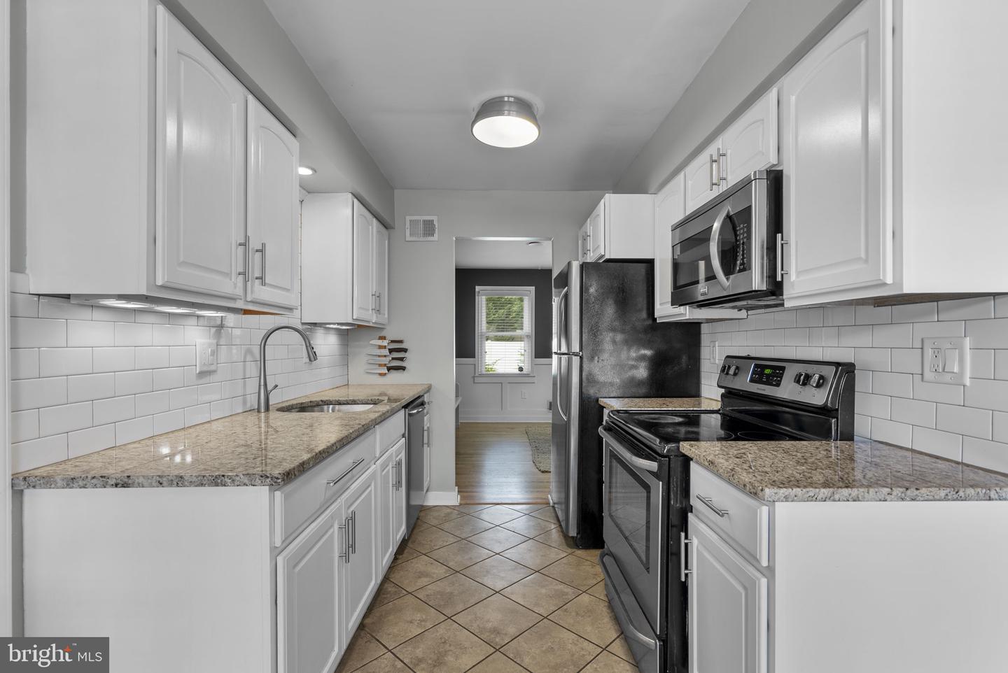 11710 Caverly Ave Property Photo 18