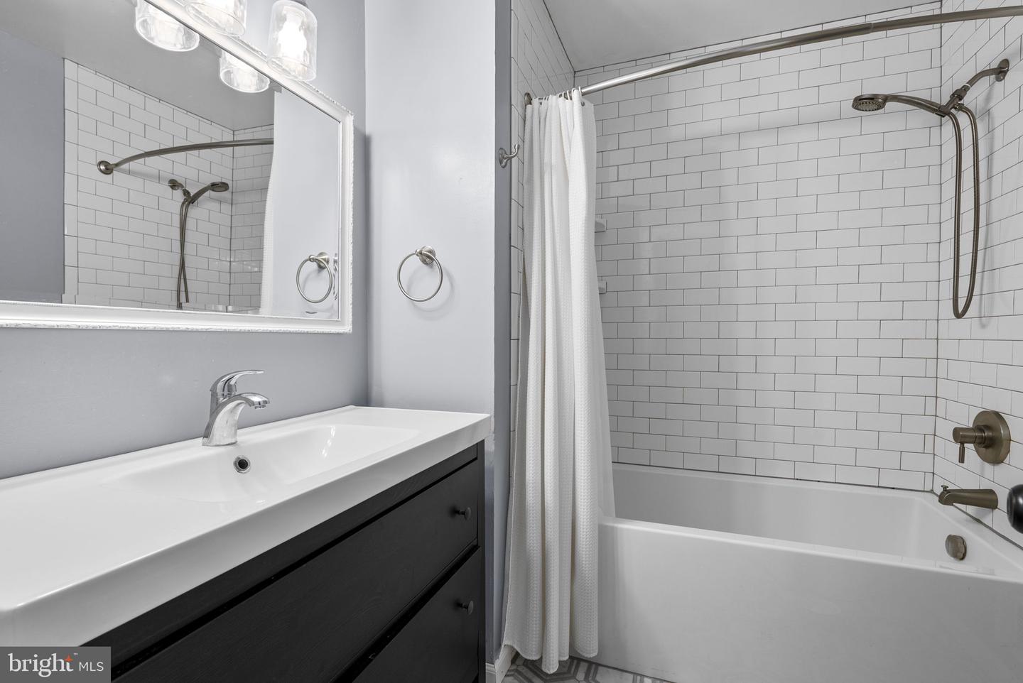 11710 Caverly Ave Property Photo 37