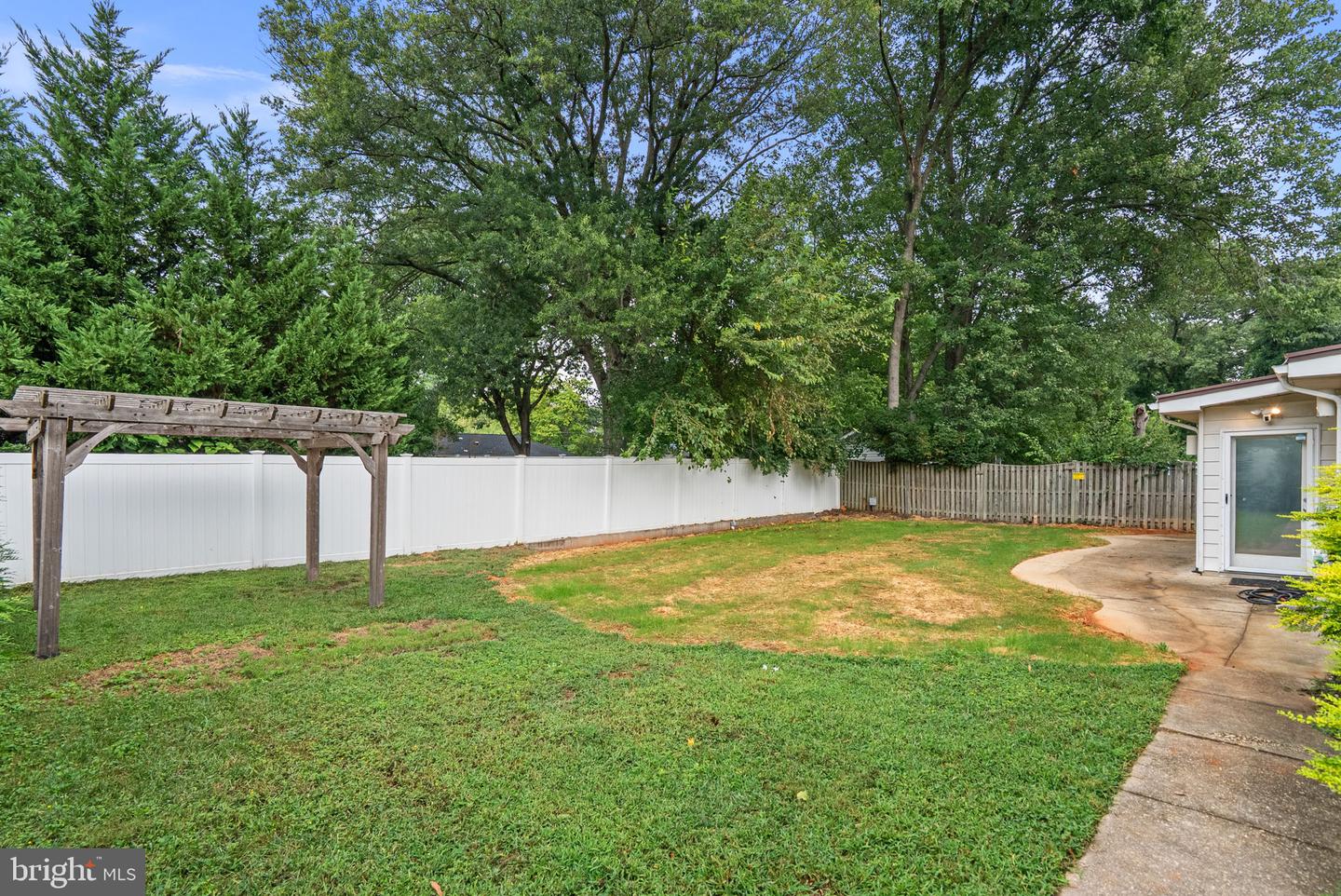 11710 Caverly Ave Property Photo 42