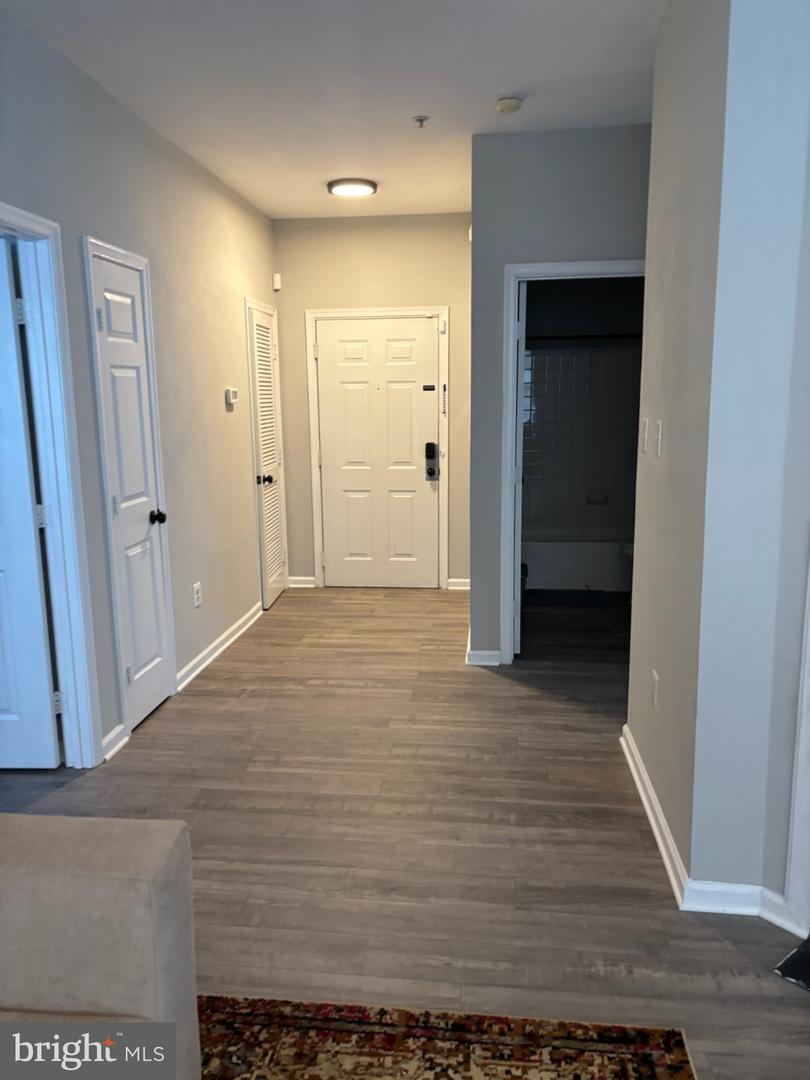 15613 Everglade Ln #g101 Property Photo 2