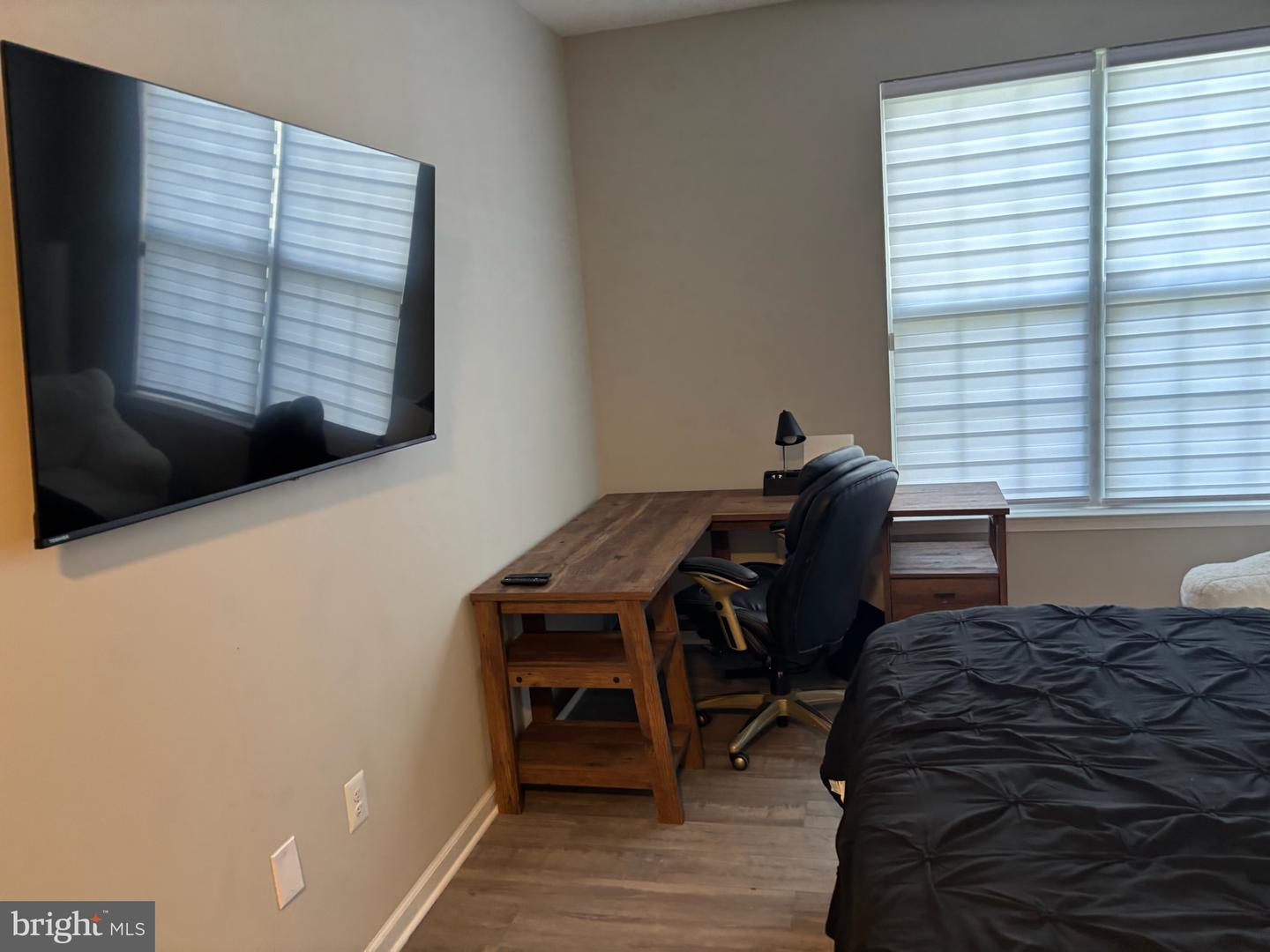 15613 Everglade Ln #g101 Property Photo 15