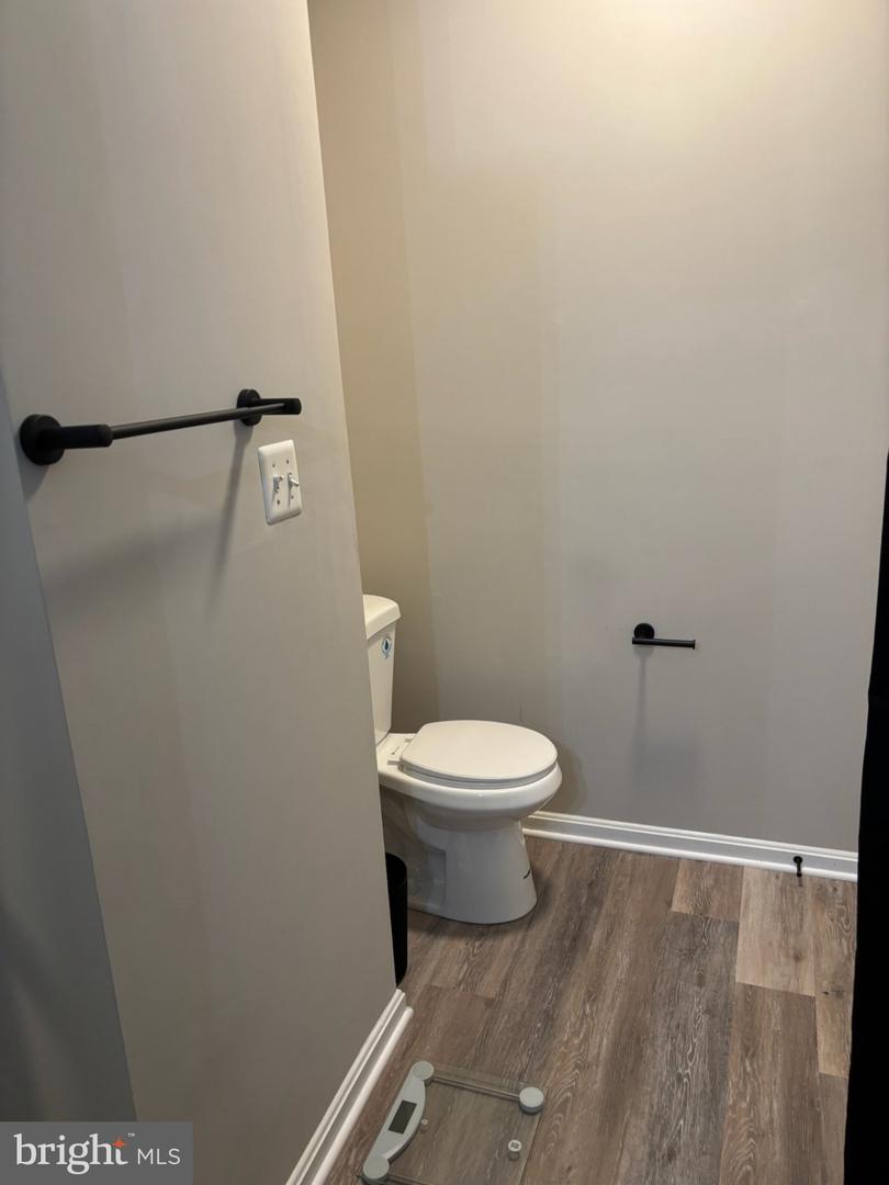 15613 Everglade Ln #g101 Property Photo 22