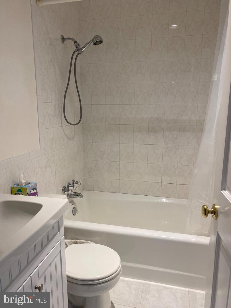 3100 Varnum St Property Photo 10