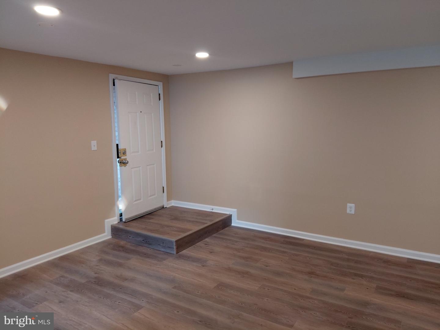 7161 Cross St #t-4 Property Photo 2