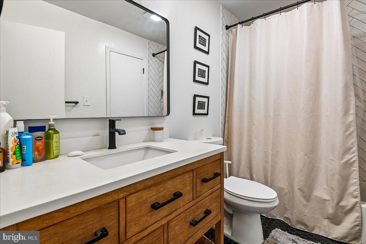 8910 Fairhaven Property Photo 17