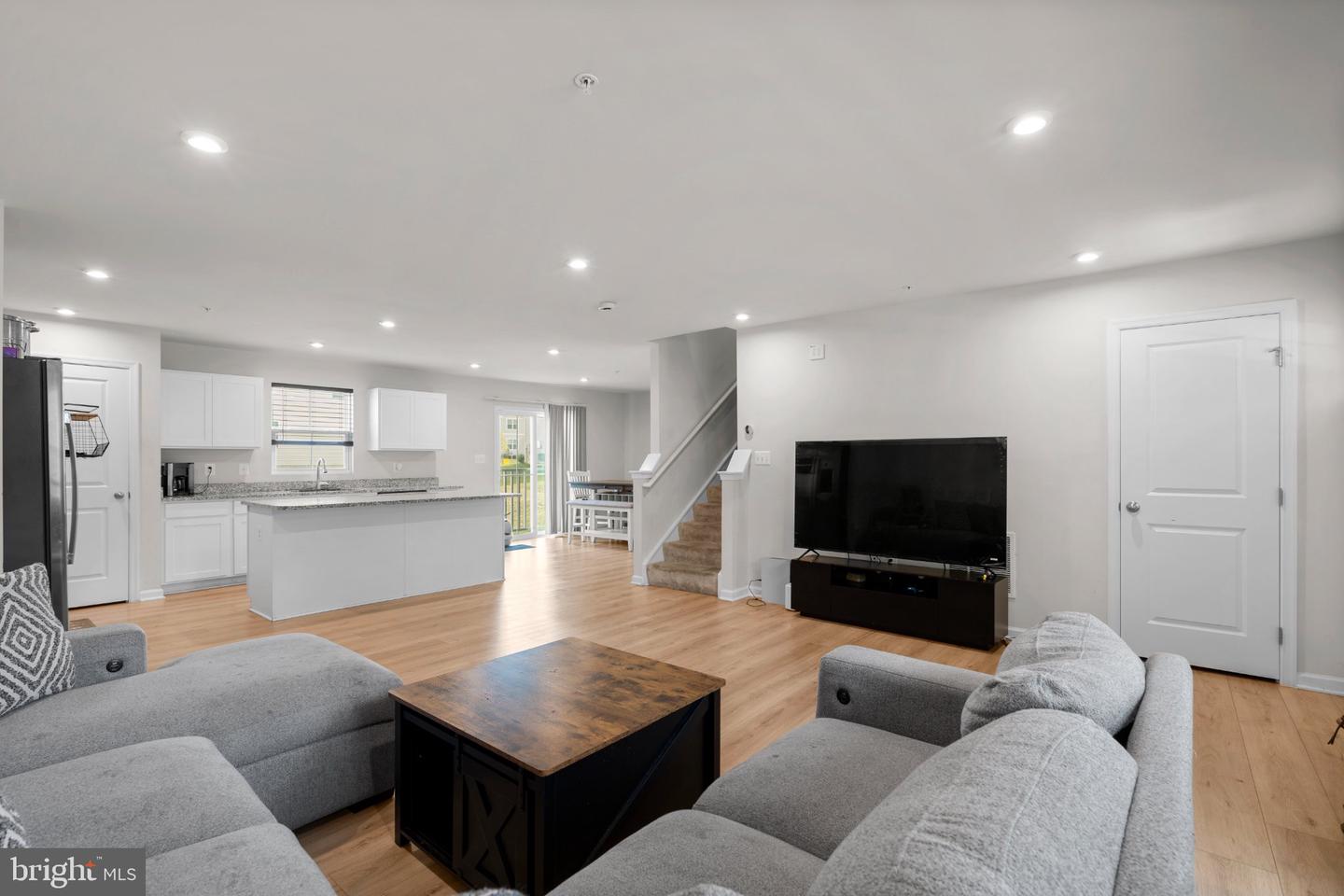 1122 Brooke Road Property Photo 3