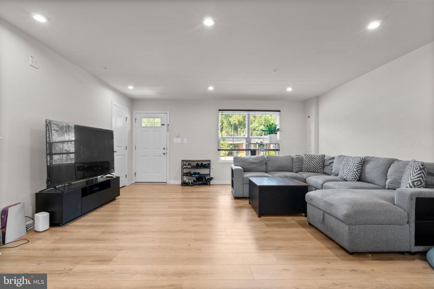 1122 Brooke Road Property Photo 5