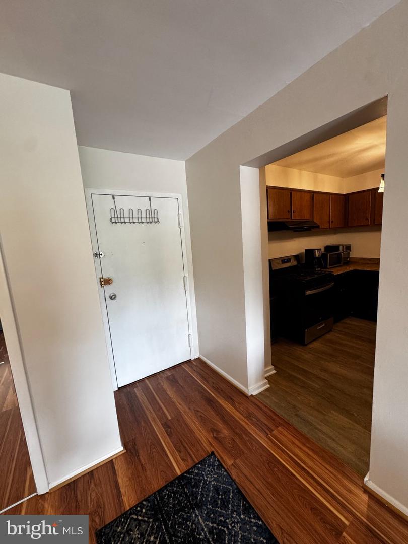 9250 Edwards Way #510-a Property Photo 5