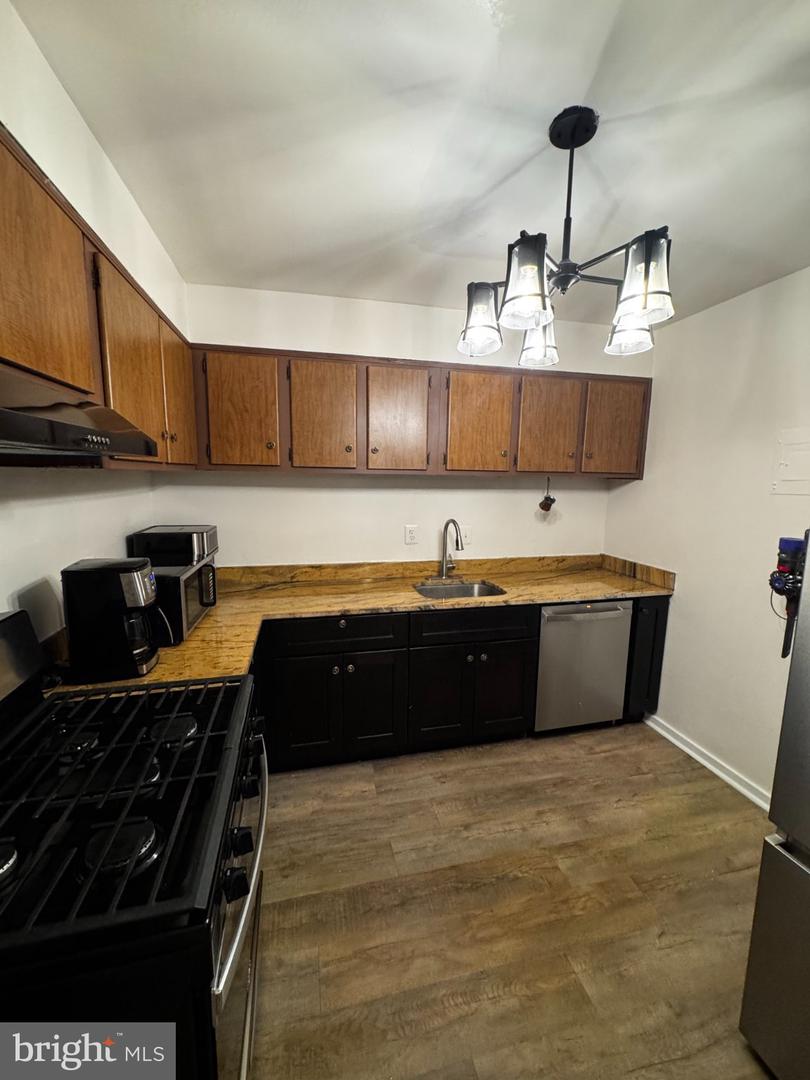 9250 Edwards Way #510-a Property Photo 13