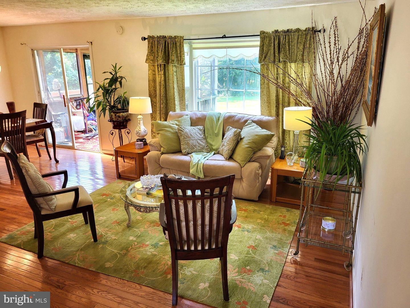 11819 Sylvia Dr Property Photo 8