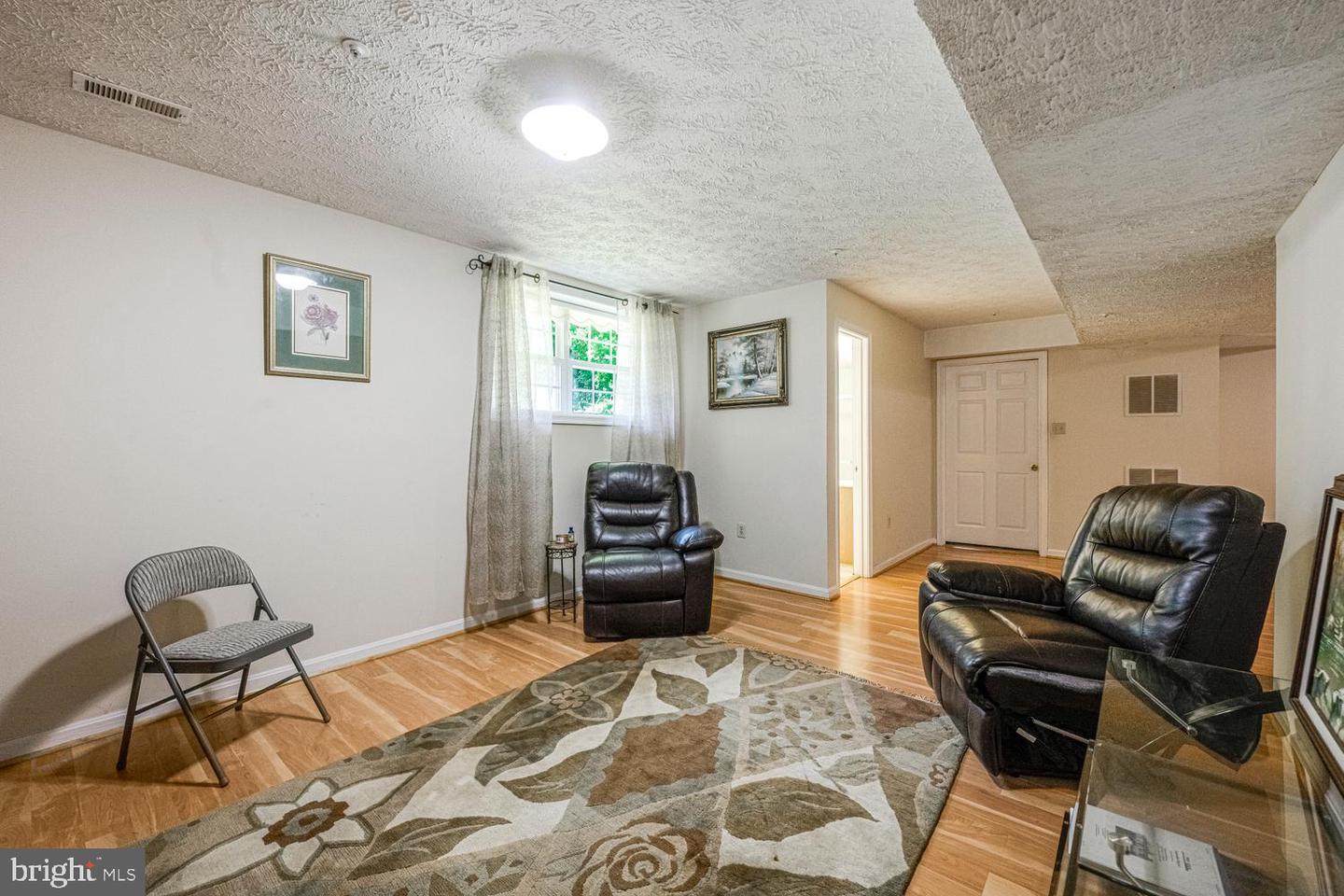 11819 Sylvia Dr Property Photo 38