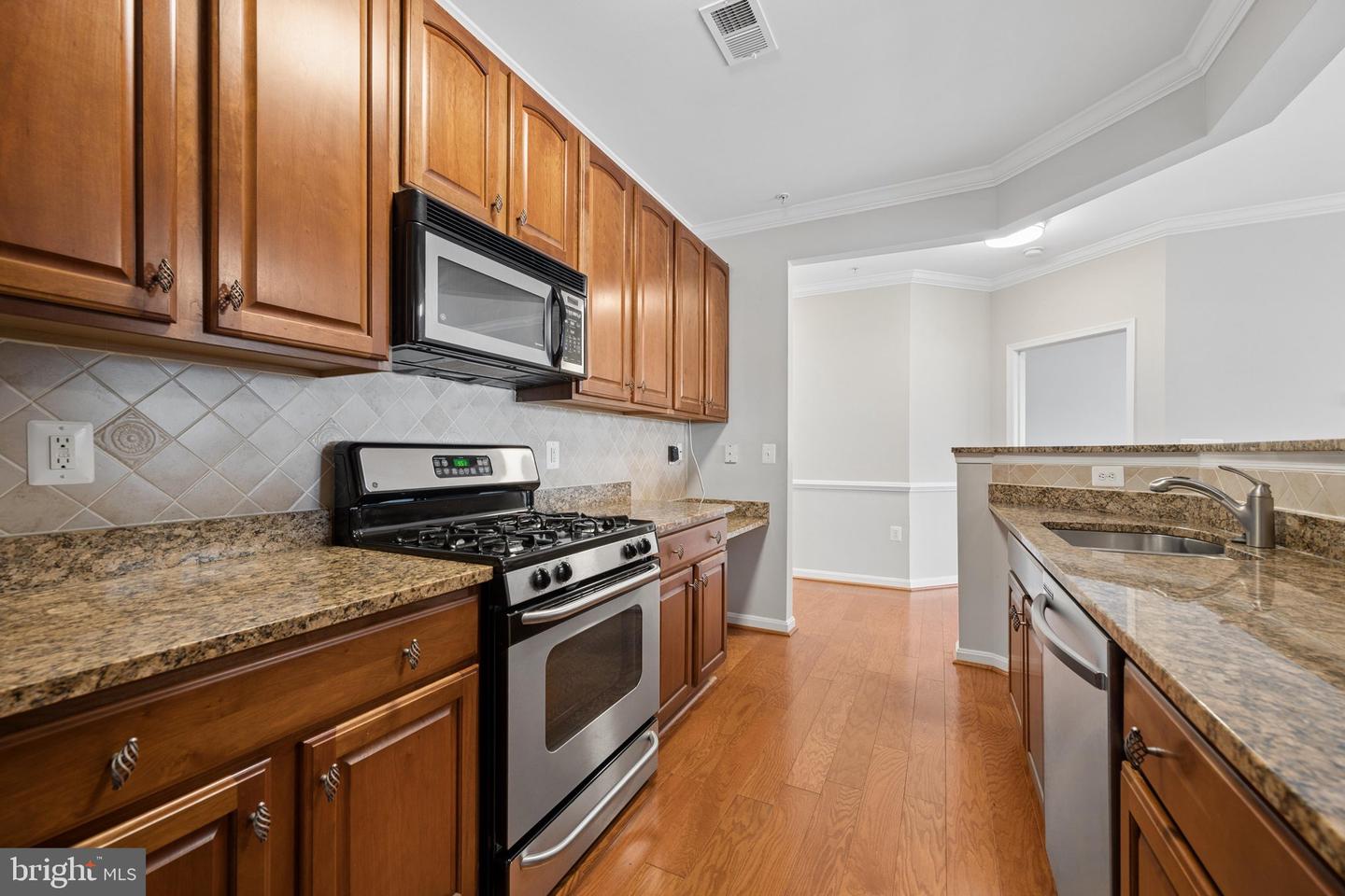 MDPG2218062 Property Photo 27