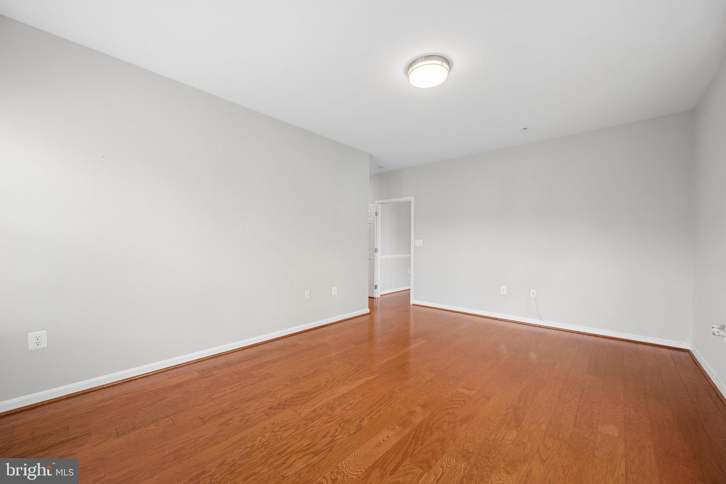 MDPG2218062 Property Photo 31