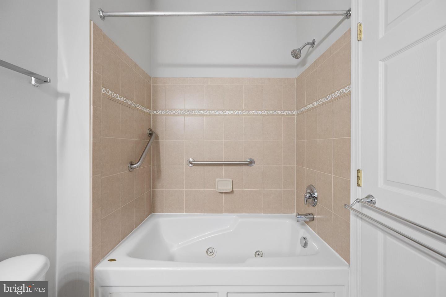 MDPG2218062 Property Photo 39
