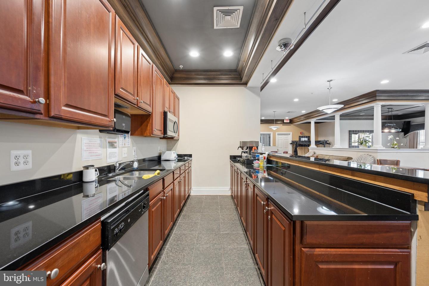 MDPG2218062 Property Photo 71