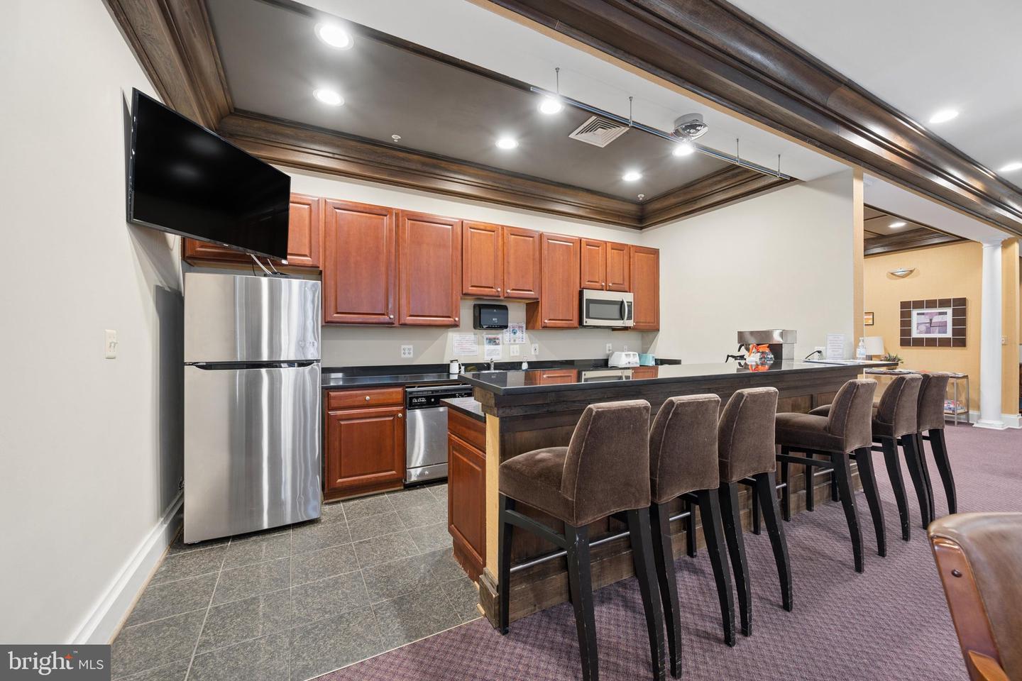 MDPG2218062 Property Photo 72