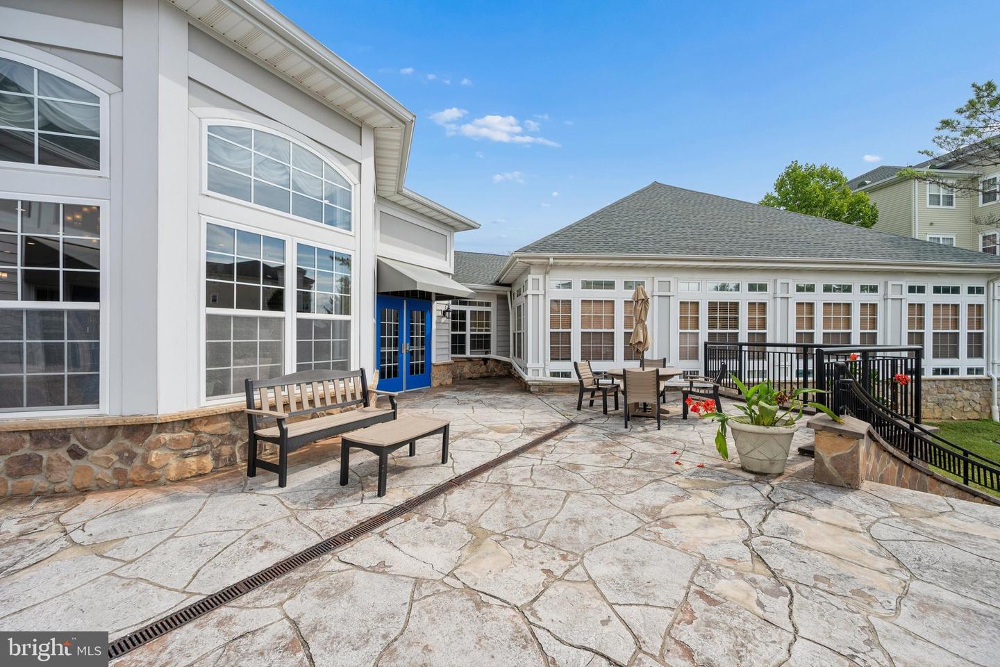 MDPG2218062 Property Photo 78