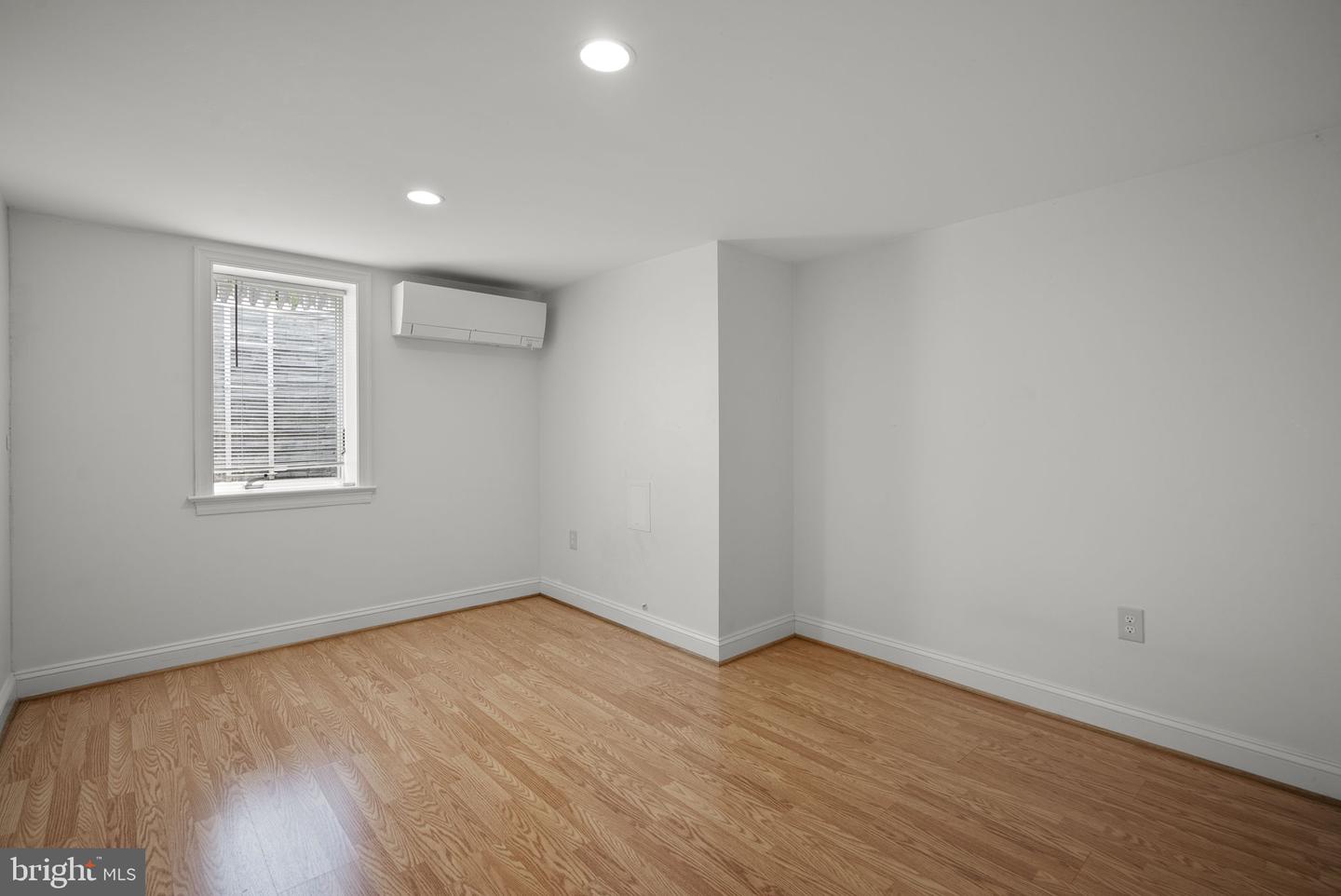 4810 Delaware St Property Photo 11