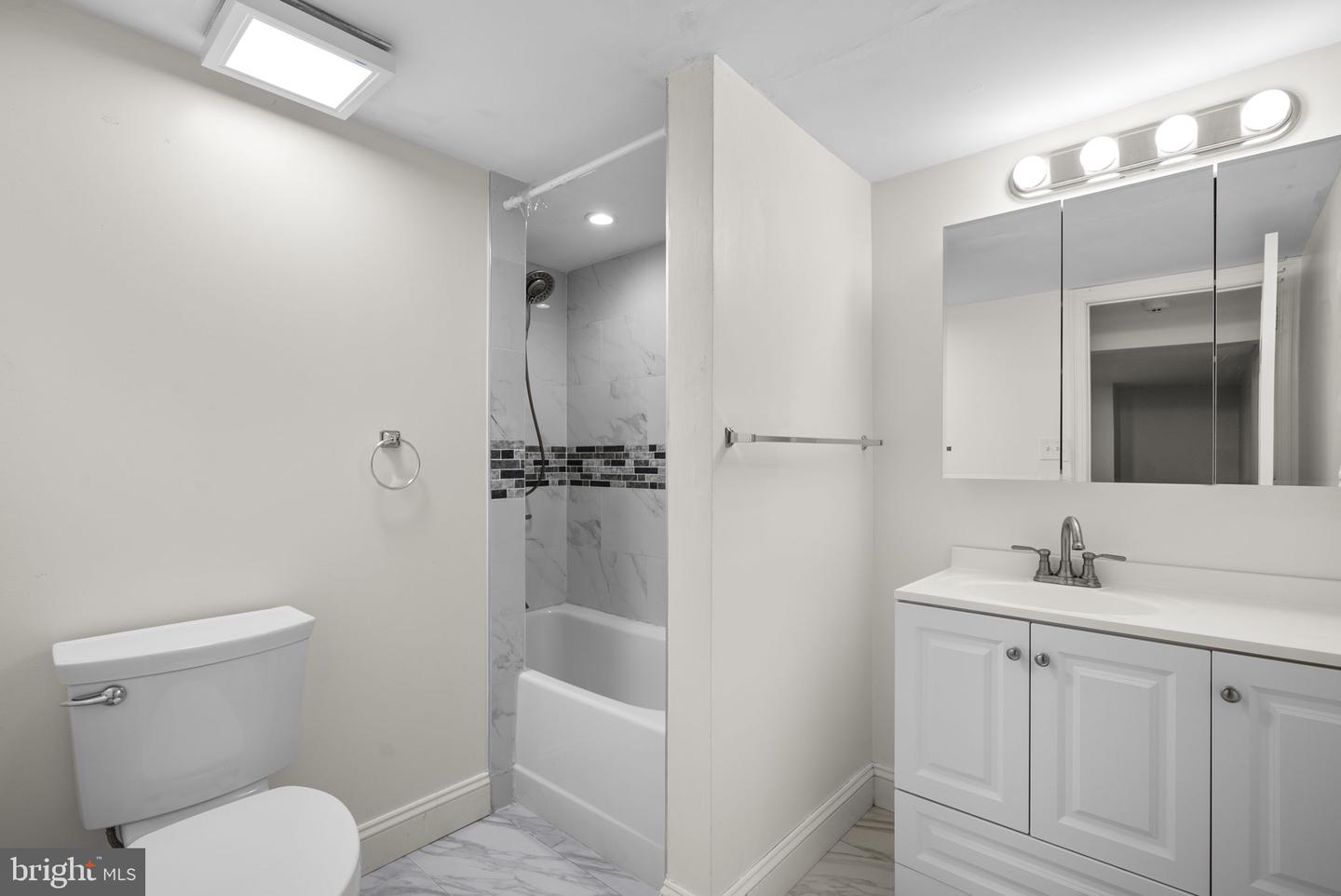 4810 Delaware St Property Photo 12