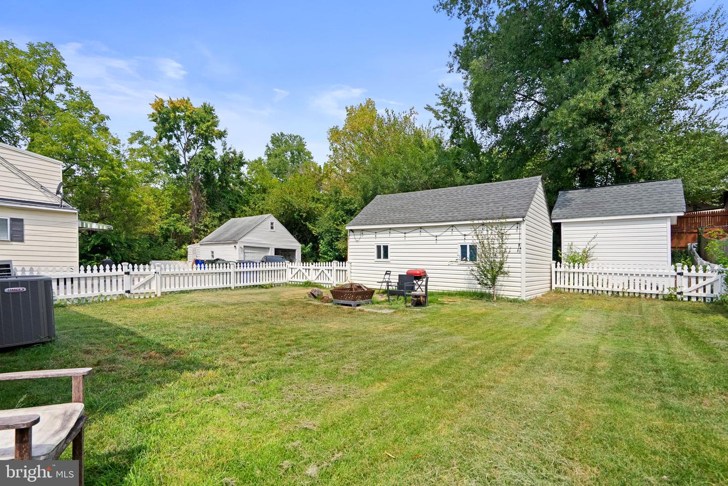 4810 Delaware St Property Photo 14