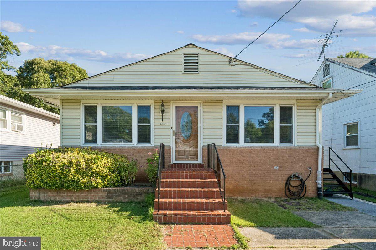4616 Quimby Ave Property Photo 1