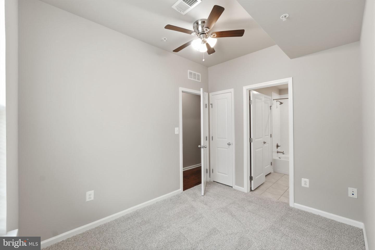 10503 Rawlins Ln Property Photo 4