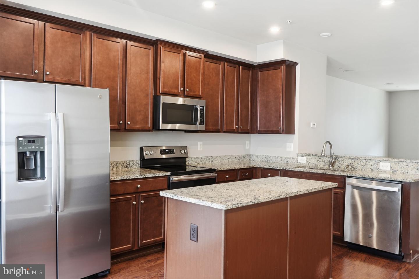 10503 Rawlins Ln Property Photo 17