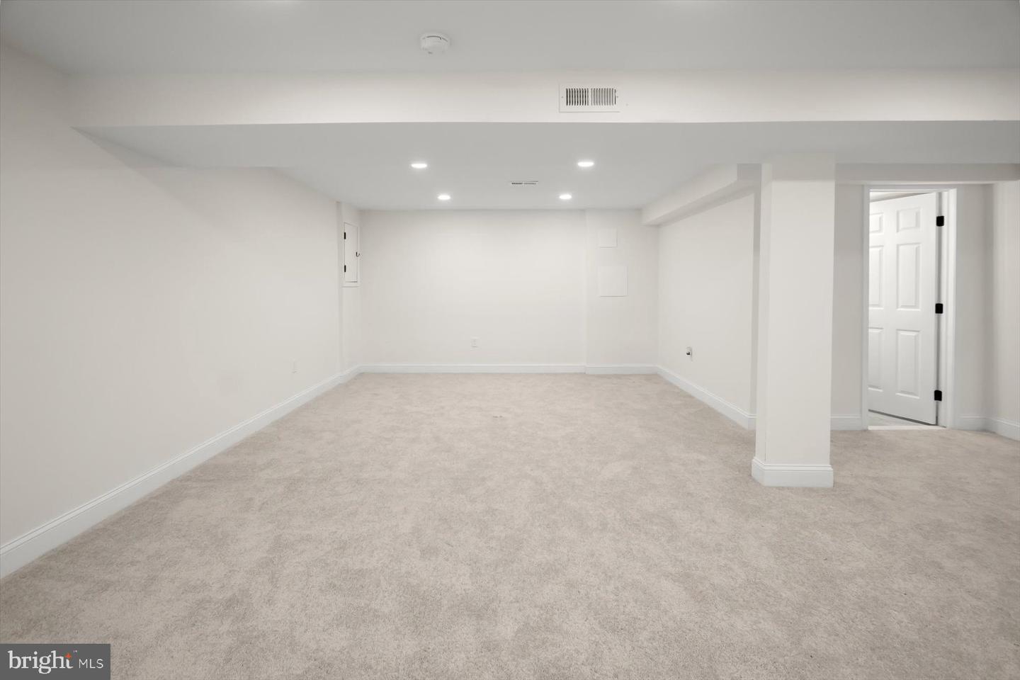 5918 Southgate Dr Property Photo 28