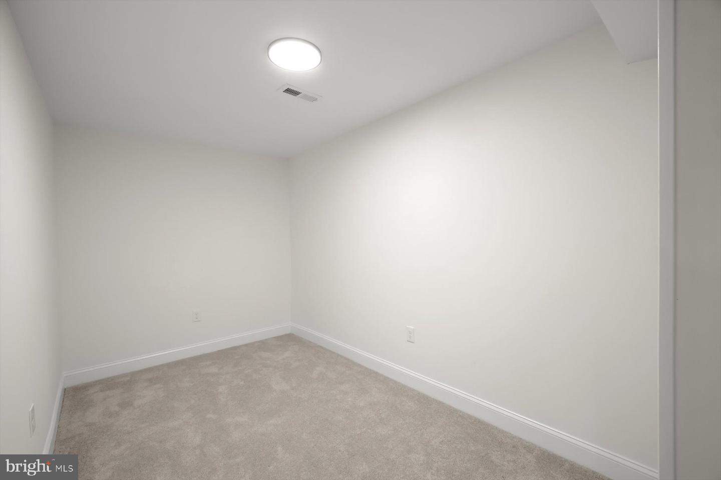 5918 Southgate Dr Property Photo 32