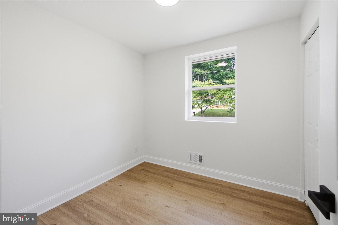 9013 Pinehurst Dr Property Photo 20