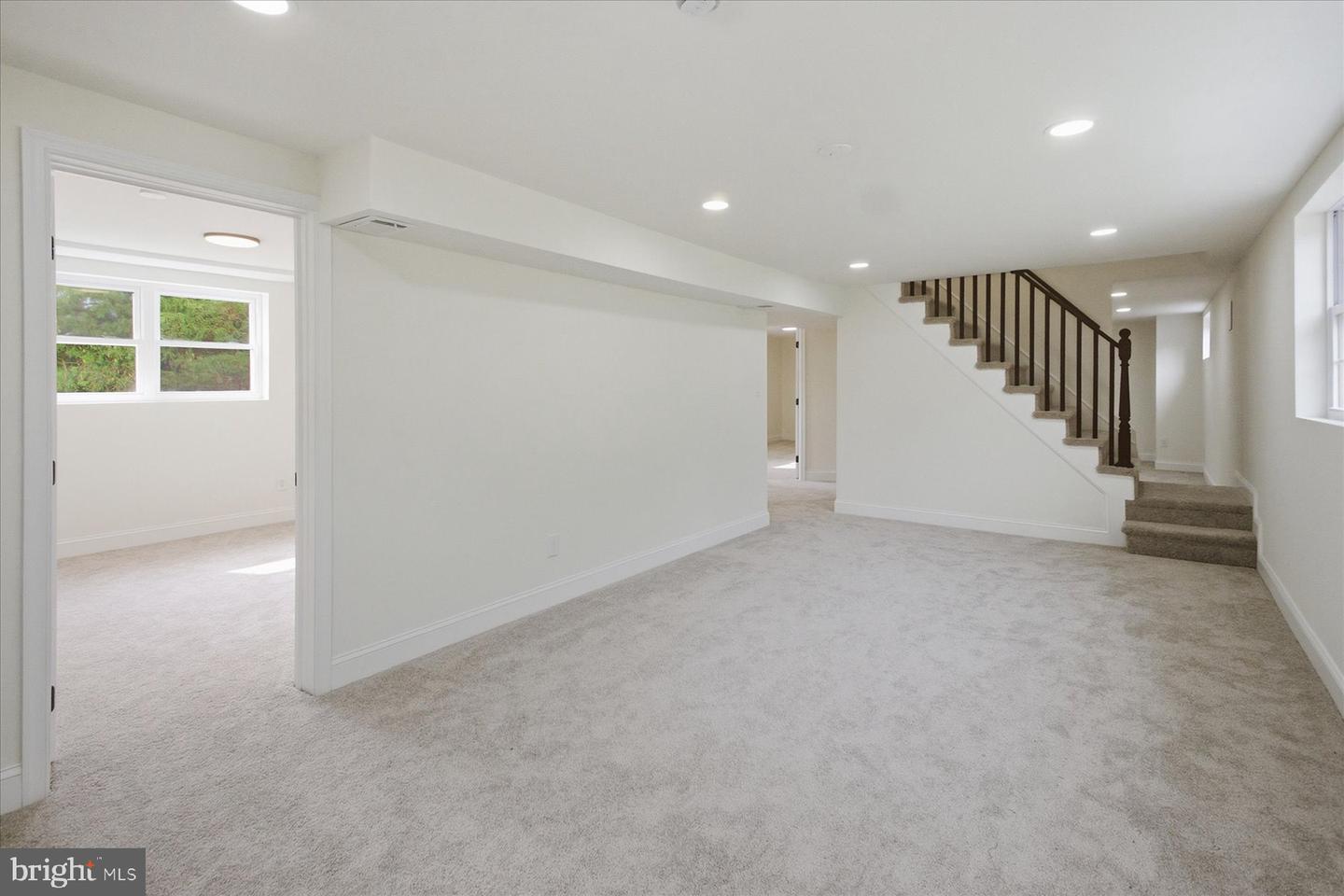 9013 Pinehurst Dr Property Photo 22