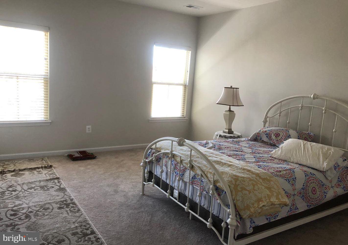 10048 Dorsey Ln Property Photo 11