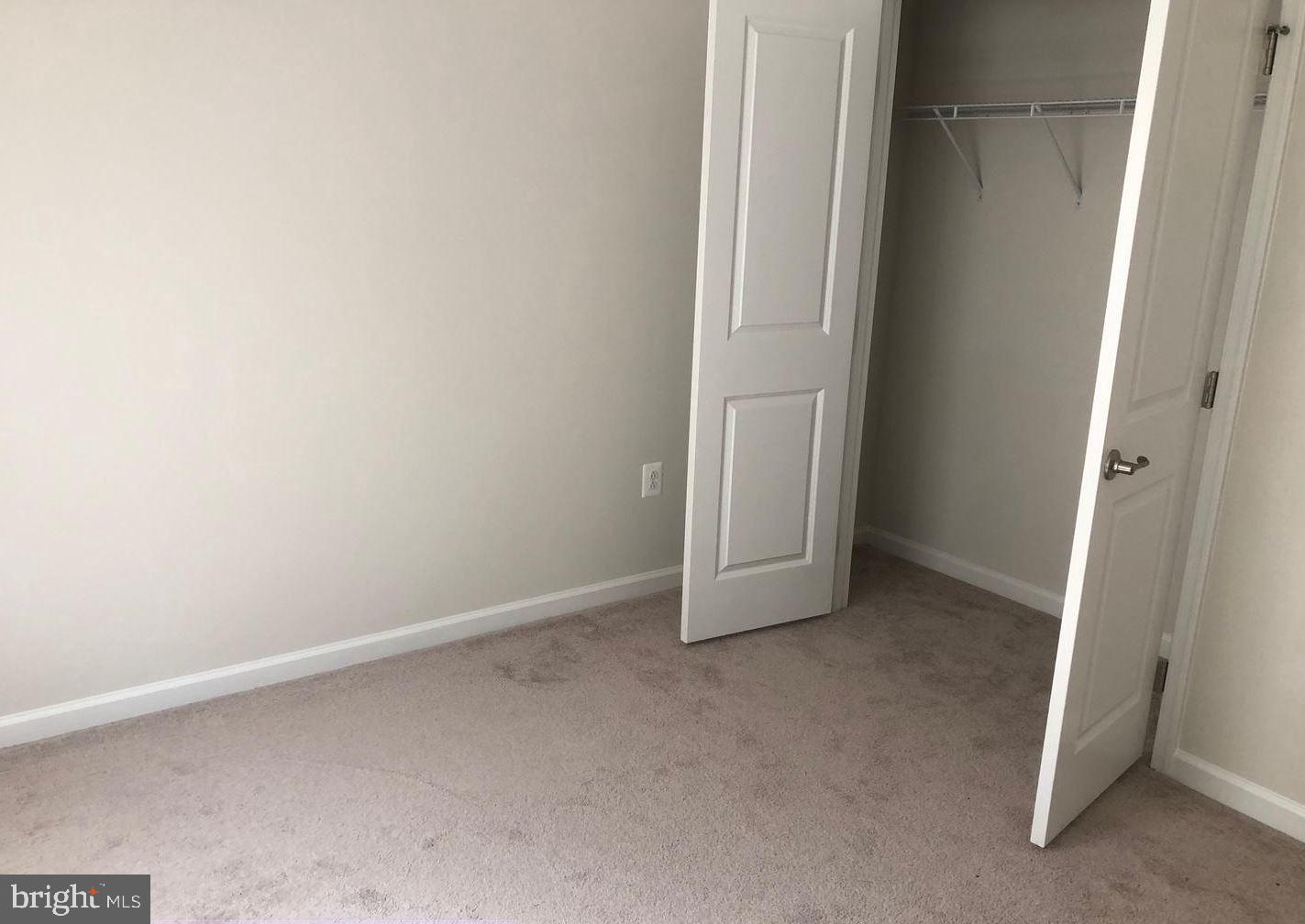10048 Dorsey Ln Property Photo 14