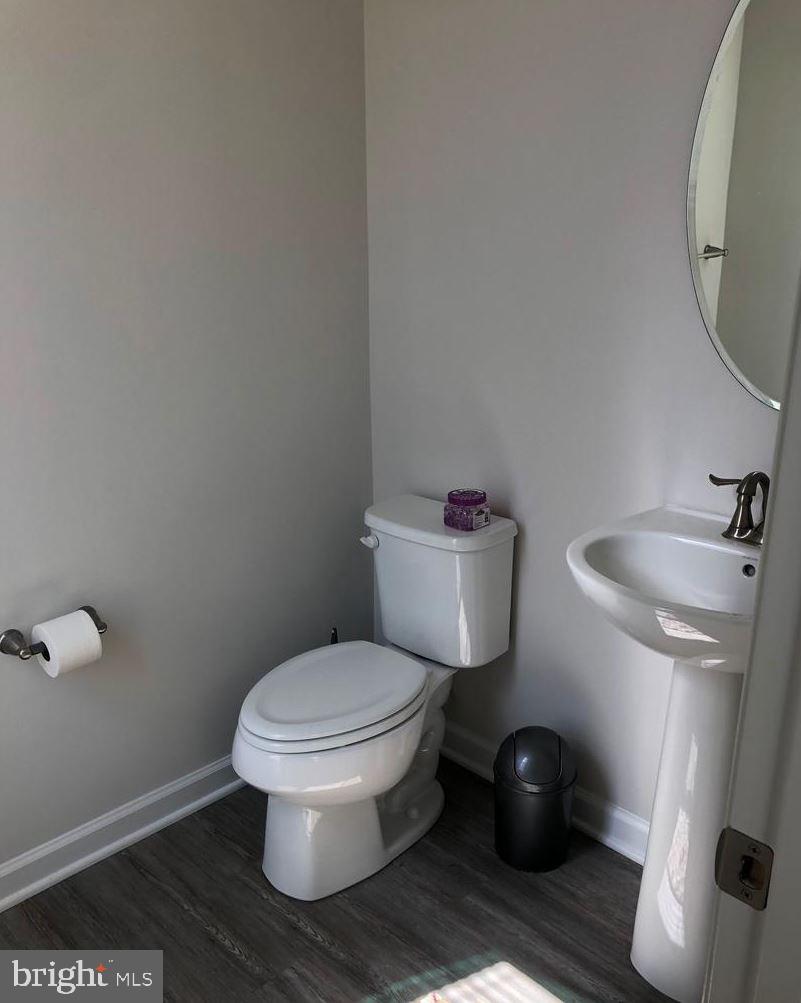 10048 Dorsey Ln Property Photo 19