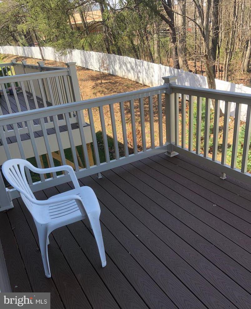 10048 Dorsey Ln Property Photo 21