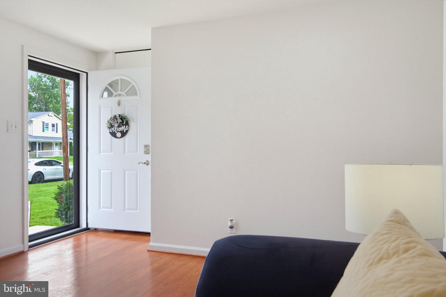13011 Clarion Rd Property Photo 3