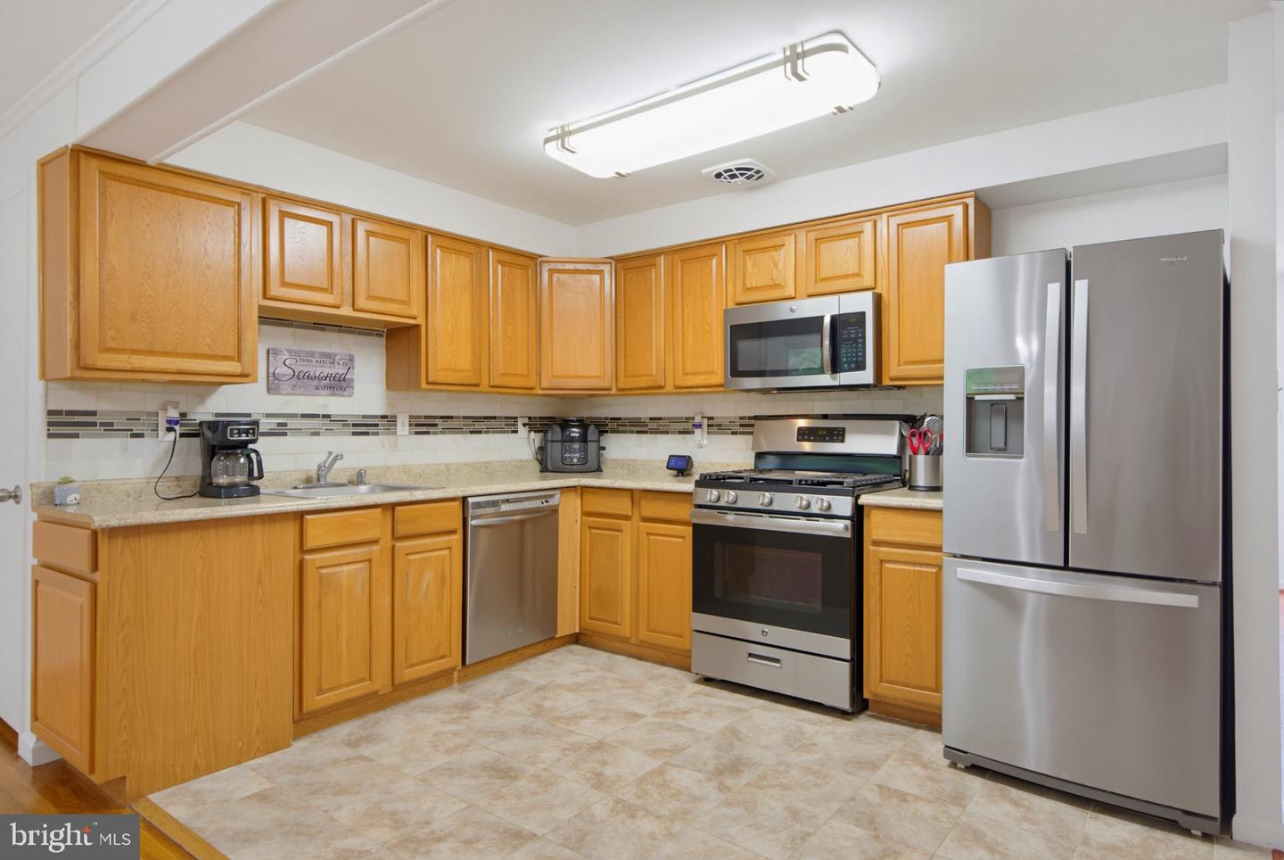13011 Clarion Rd Property Photo 8