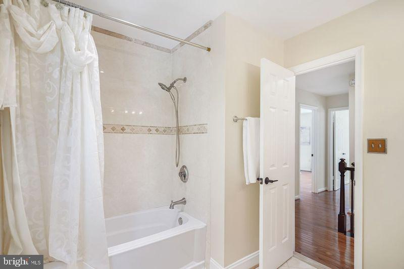 6405 Gallery St Property Photo 28