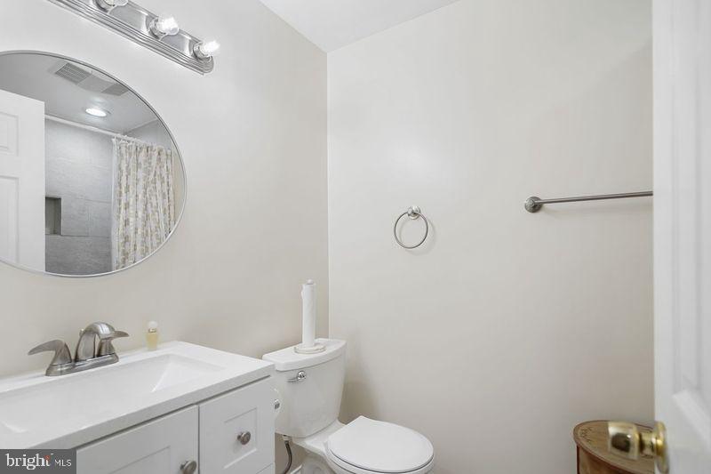 6405 Gallery St Property Photo 34