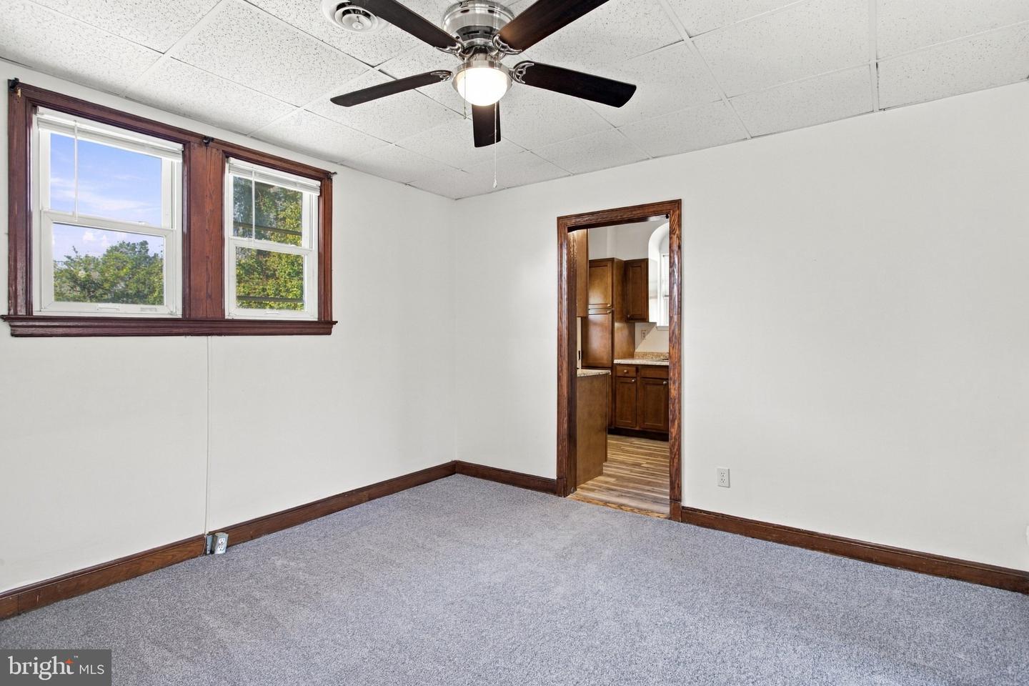 5807 Kentucky Ave Property Photo 6