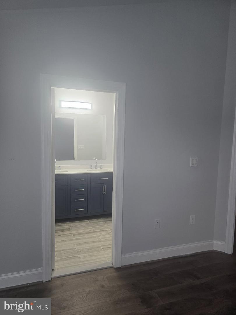 MDPG2218158 Property Photo 5