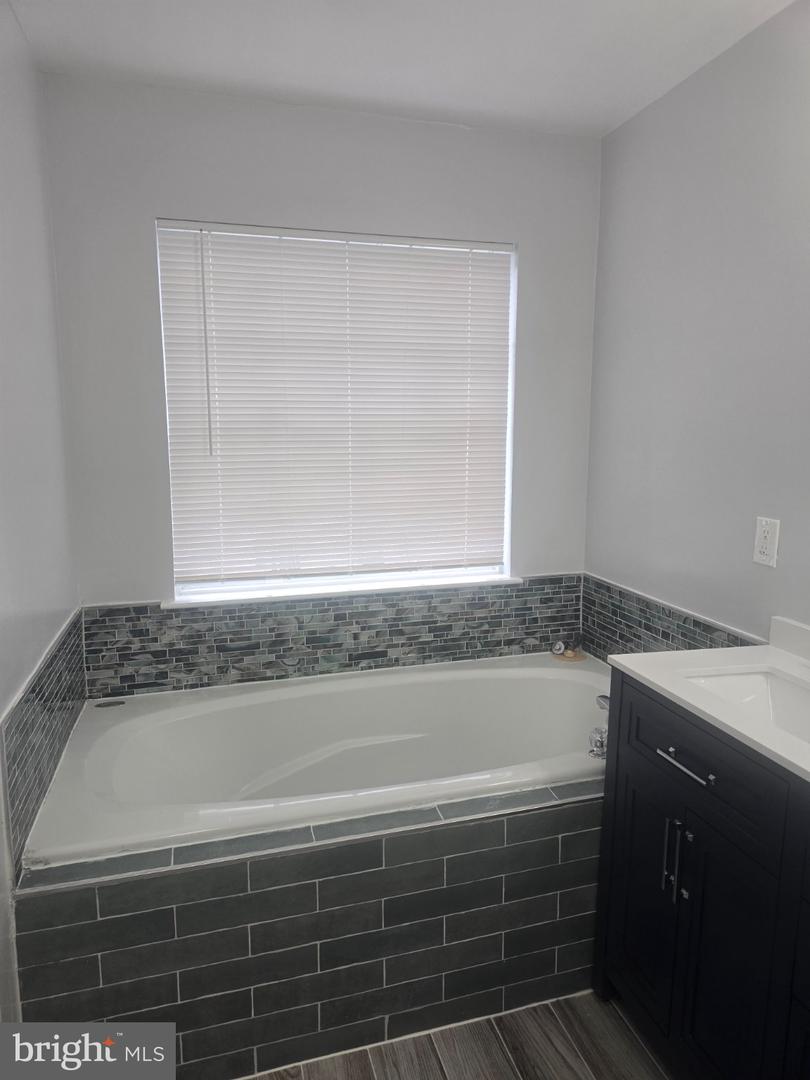 MDPG2218158 Property Photo 6