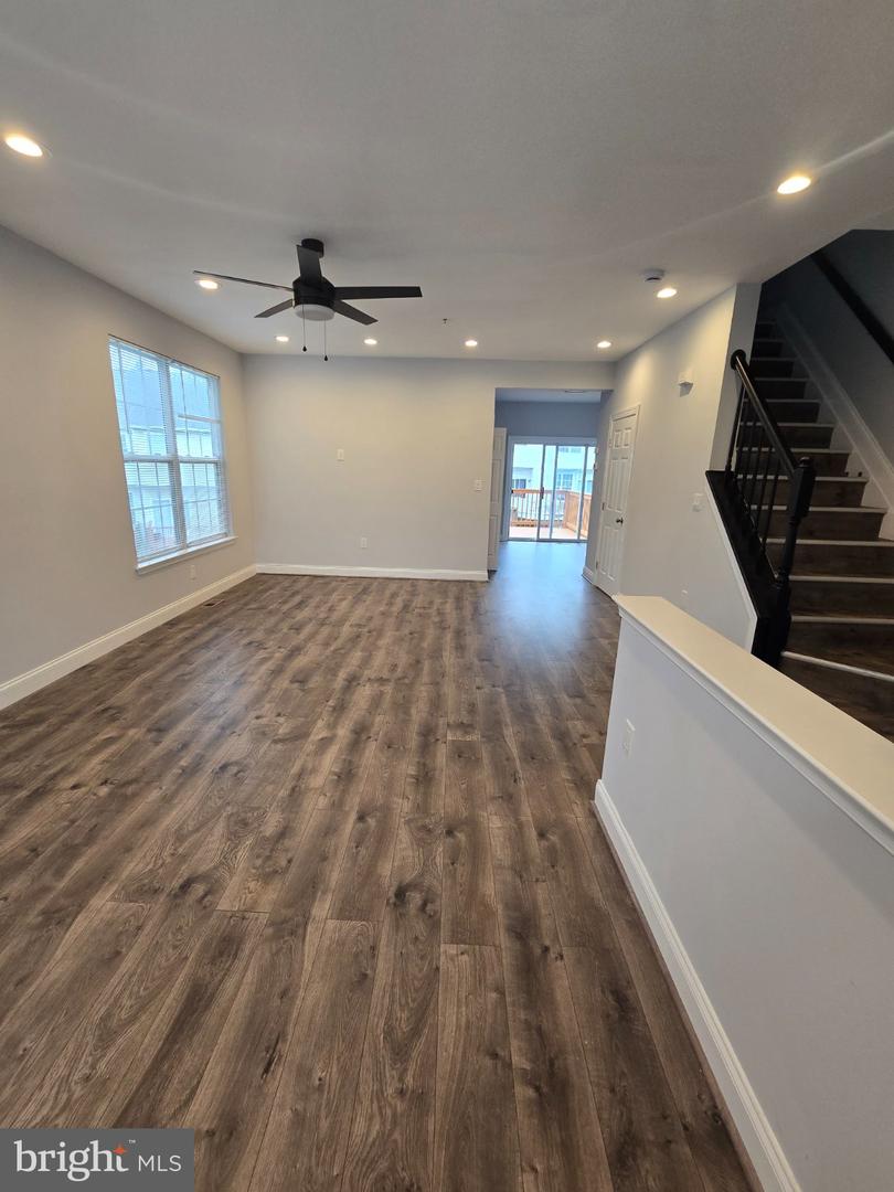 MDPG2218158 Property Photo 23