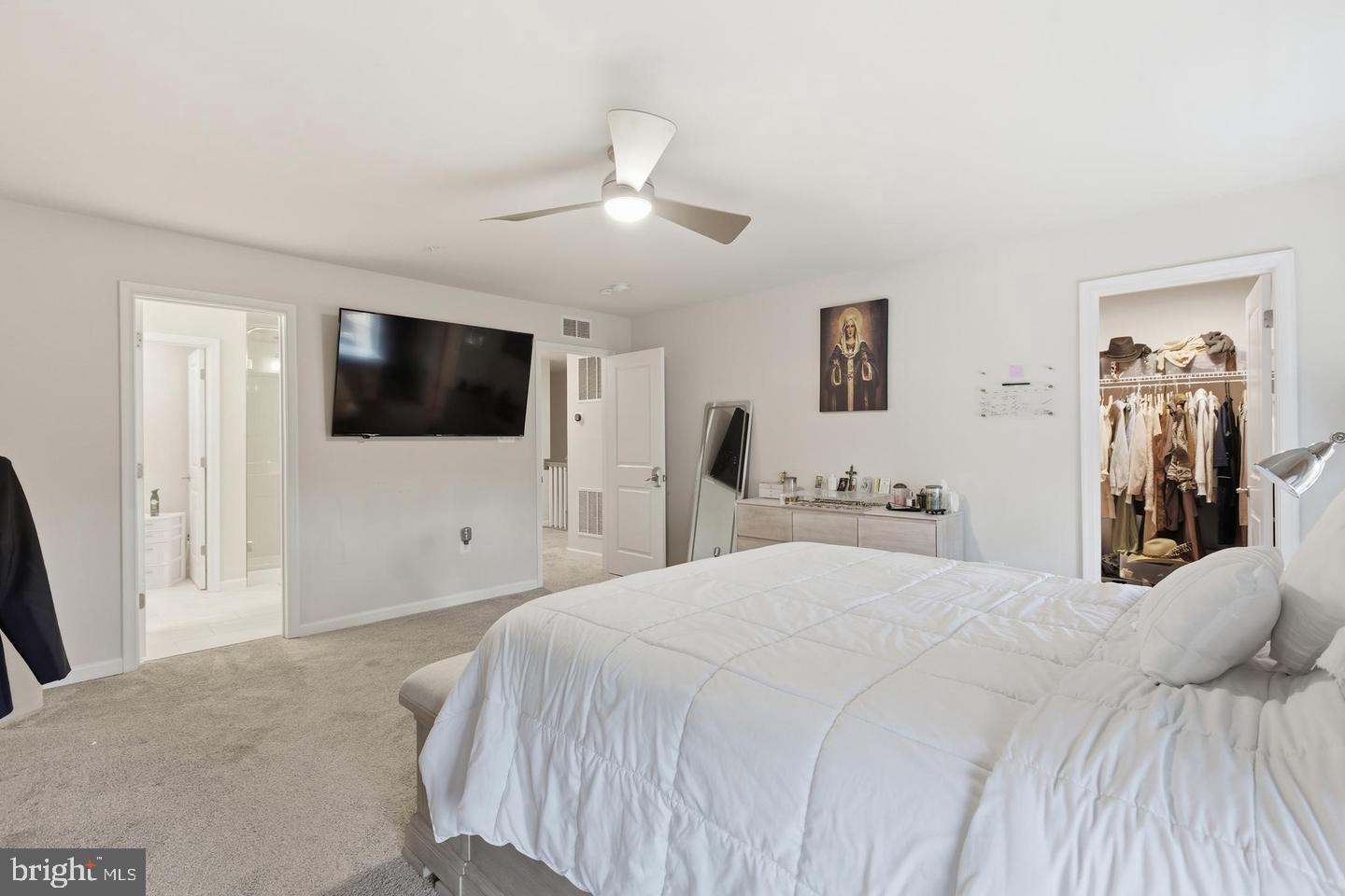 10414 John Glenn St Property Photo 17