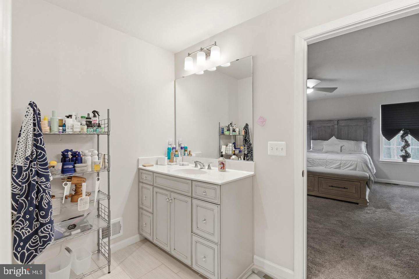 10414 John Glenn St Property Photo 27